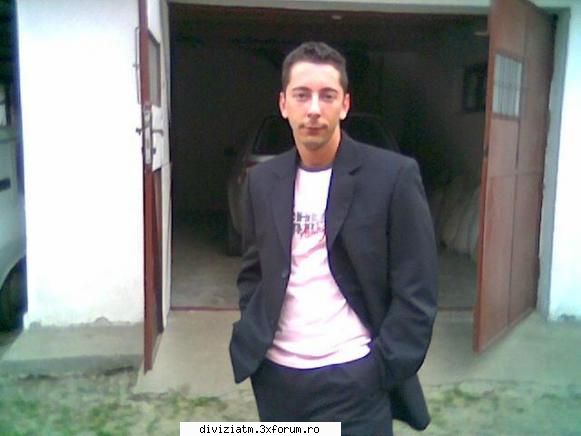 user :      yahoo       echipa club : ac milan
      echipa inter : brazilia
      orasul : trg