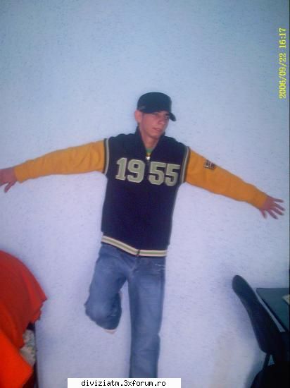ahm ... this is me ... volume :d ... la campionat pitco ( si nu pitico )  :)))  ..... :hi: poze
